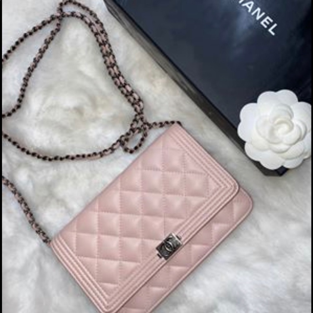 CHANEL BOY WALLET ON CHAIN